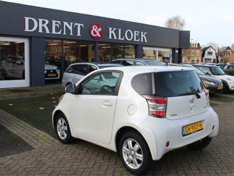 Toyota iQ - 1.0 VVTi Access NAVIGATIE / AIRCO / - 1