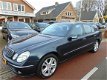 Mercedes-Benz E-klasse - 320 CDI Avantgarde Dealer Onderhouden Clima / Navi / Dvd / Leder / Xenon / - 1 - Thumbnail