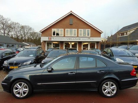 Mercedes-Benz E-klasse - 320 CDI Avantgarde Dealer Onderhouden Clima / Navi / Dvd / Leder / Xenon / - 1