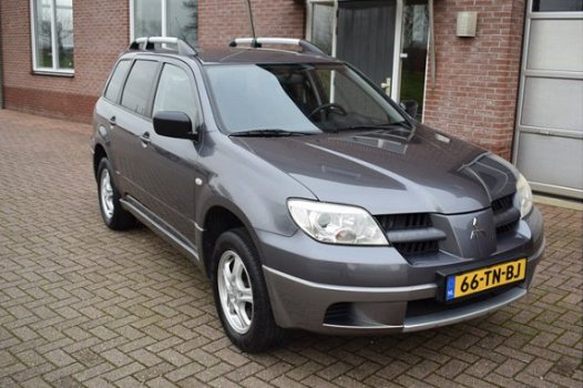 Mitsubishi Outlander Sport - 2.0 Invite+ 135.000 km trekhaak geen afleveringskosten - 1