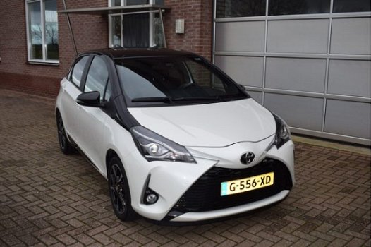 Toyota Yaris - 1.5 VVT-i Dynamic Bi-Tone 28 December 2018 - 1