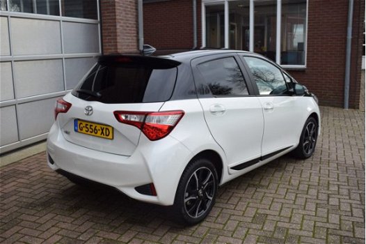 Toyota Yaris - 1.5 VVT-i Dynamic Bi-Tone 28 December 2018 - 1