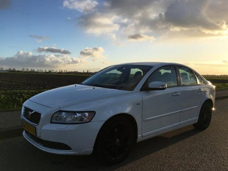 Volvo S40 - 2009 1.6D MET LEDEREN BEKLEDING - 1