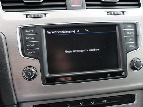 Volkswagen Golf - 1.0 TSI Business Edition Connected - 1