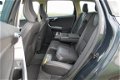 Volvo XC60 - D5 AWD Xenon Family Line Sensus Navigatie - 1 - Thumbnail