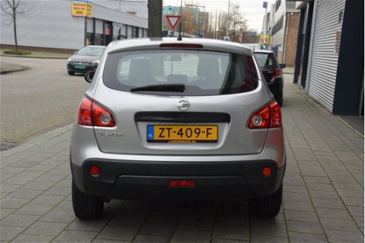 Nissan Qashqai - 1.6 Visia Panorama-dak I Airco I PDC I Sport velgen I Dealer onderhouden - 1