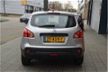 Nissan Qashqai - 1.6 Visia Panorama-dak I Airco I PDC I Sport velgen I Dealer onderhouden - 1 - Thumbnail