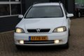 Opel Astra Wagon - 2.2-16V Sport Edition II (147pk) Airco/ Cruise/ Elek.Pakket/ C.V. Afstand/ 16''LM - 1 - Thumbnail