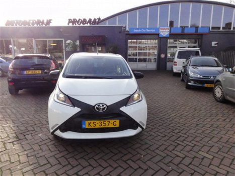 Toyota Aygo - 1.0 VVT-i x-now - 1