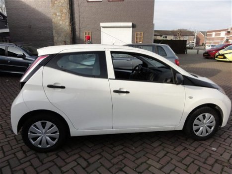 Toyota Aygo - 1.0 VVT-i x-now - 1