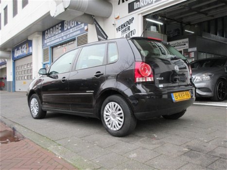 Volkswagen Polo - 1.4-16V Optive 5 Deurs Airco - 1