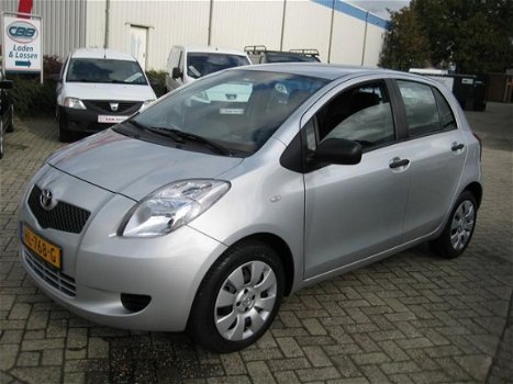 Toyota Yaris - 1.3 VVTi Terra APK-30-09-2020'-TOP-STAAT - 1