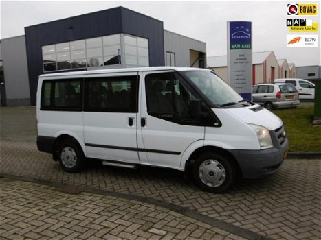 Ford Transit Kombi - 300L 2.2 TDCI HD 9 persoons BPM vrij € 2.800, - excl. BTW - 1