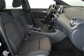 Mercedes-Benz B-klasse - B180 Navigatie / wegklapbare trekhaak - 1 - Thumbnail