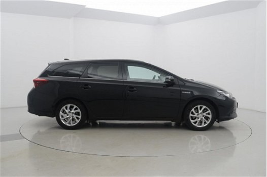 Toyota Auris - TS 1.8 Hybrid Lease Trekhaak Automaat - 1