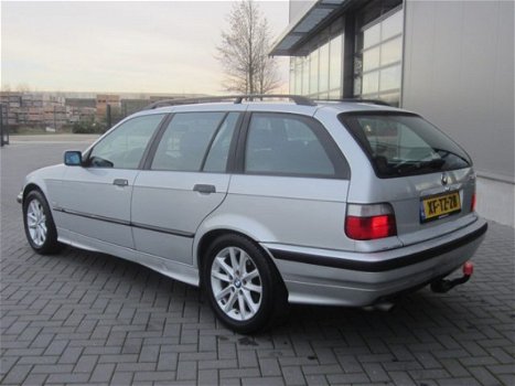 BMW 3-serie Touring - 316i Executive Clima, Xenon, Trekhaak, Nette auto - 1