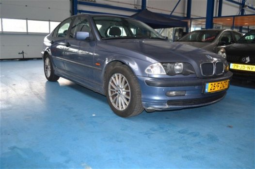 BMW 3-serie - 3 E46 318I SEDAN - 1