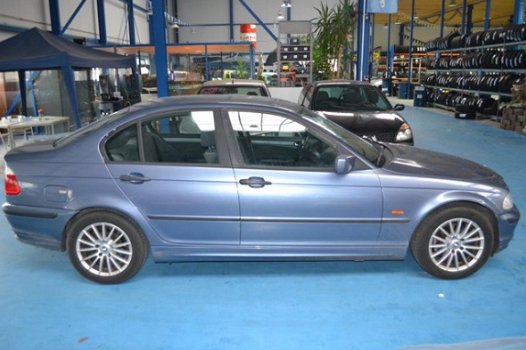 BMW 3-serie - 3 E46 318I SEDAN - 1