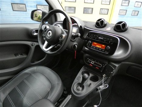 Smart Fortwo coupé - 1.0 52KW AUTOMAAT PRIME EDITION - 1