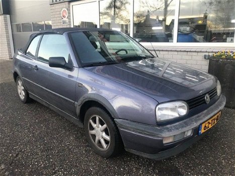 Volkswagen Golf Cabriolet - 1.8 trekhaak - 1