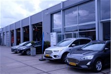 Ford Fiesta - 1.0 EcoBoost 100PK 5D Titanium Navigatie Climatecontrol Cruisecontrol Parkeersensor Re