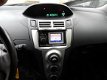 Toyota Yaris - 1.3 16V VVT-I 5D EXECUTIVE + 6 MND BOVAG - 1 - Thumbnail