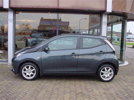 Toyota Aygo - 1.0 VVT-i x-play - 1