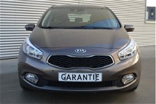 Kia Cee'd - 1.6 GDI 135 PK Super Pack 17inch PDC rondom