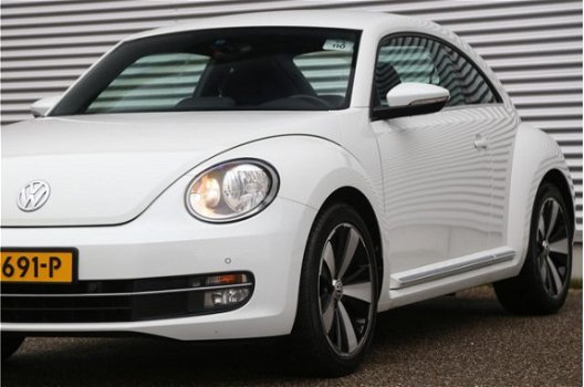 Volkswagen Beetle - 1.2 TSI 105pk Navigatie PDC Clima 18'' Lichtmetalen velgen 116 - 1