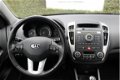 Kia Cee'd - 1.4 CVVT 90pk X-ecutive 5-drs - 1 - Thumbnail