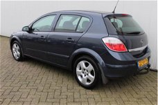 Opel Astra - 1.8 16V 5-DEURS Sport AIRCO Trekhaak