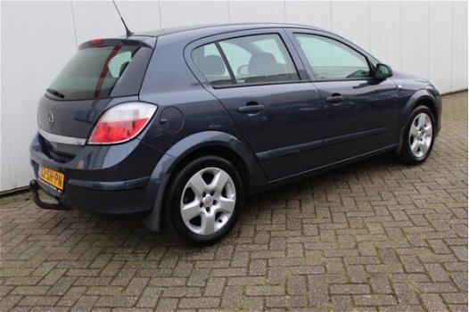 Opel Astra - 1.8 16V 5-DEURS Sport AIRCO Trekhaak - 1