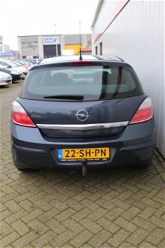 Opel Astra - 1.8 16V 5-DEURS Sport AIRCO Trekhaak - 1