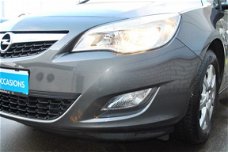 Opel Astra - 1.4 Edition Sensoren | Lm velgen