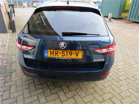 Skoda Superb Combi - 1.6 TDI FULL OPTIES - 1