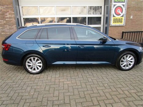 Skoda Superb Combi - 1.6 TDI FULL OPTIES - 1