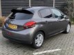 Peugeot 208 - 1.2 PureTech Signature 5DRS Navi, P. sensoren, DAB+ Radio, Armsteun - 1 - Thumbnail