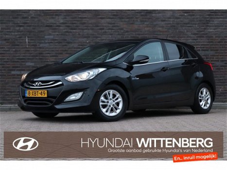 Hyundai i30 - 1.6 GDi Go Plus | Navigatie | Leder | Achteruitrijcamera | Cruise control | Climate co - 1