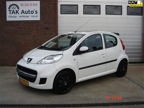 Peugeot 107 - 1.0-12V Sublime 5 deurs/Airco/dakraam/NAP - 1