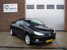 Peugeot 206 CC - 2.0-16V Zwart/Airco Climate/Leer/NAP