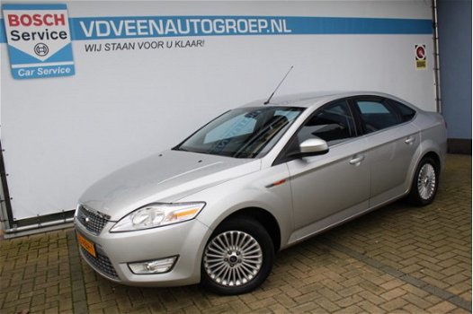 Ford Mondeo - 2.0-16V Titanium NAVIGATIE, CRUISE, TREKHAAK, ACHTERUITRIJCAMERA - 1