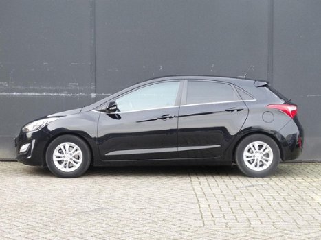 Hyundai i30 - 1.6 GDi 135PK i-Motion Plus - 1