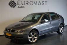 Seat Leon - 1.6-16V Stella Nieuw apk/Airco/Trekhaak/Velgen