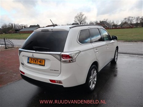 Mitsubishi Outlander - 2.0 LPG-G3 7-PERS. CAMERA/NAVI/XENON - 1