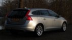 Volvo V60 - 2.0 D3 Summun - Schuifdak - Vol opties - Elek. pakket - Inruil mogelijk - 1 - Thumbnail