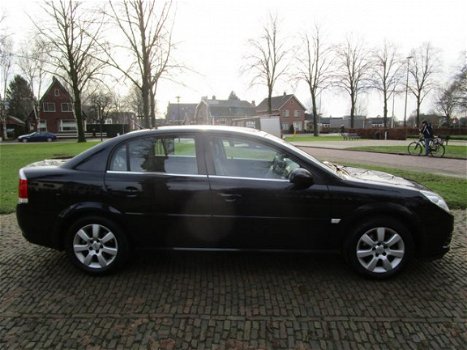 Opel Vectra - 2.2-16V Cosmo 6-Bak Airco Cruisecontrol Leer/Stof Interieur Pdc Trekhaak Lm Velgen *De - 1