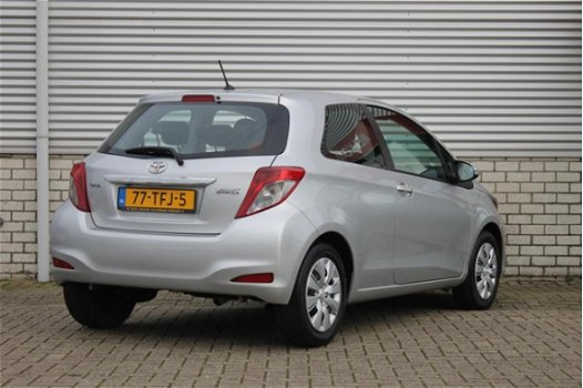 Toyota Yaris - 1.3 VVT-i Aspiration | NAVIGATIE | AIRCO | CRUISE CONTROL | ONDERHOUDGESCHIEDENIS | - 1