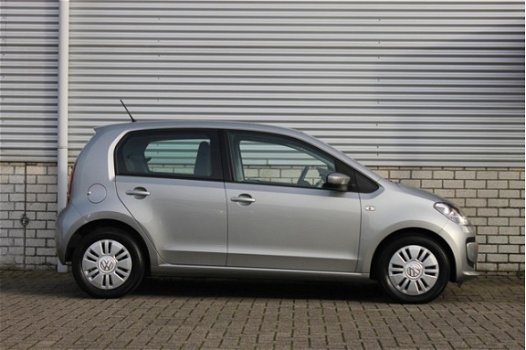 Volkswagen Up! - 1.0 move up BlueMotion | AIRCO | 5 Deurs | Elek. Ramen | NAP | APK 07-2021 | - 1