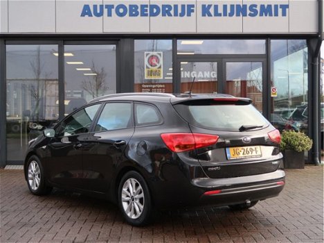 Kia Cee'd - 1.6 GDI First Edition | navi | trekhaak | parkeersensoren | - 1