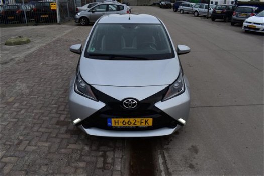 Toyota Aygo - 1.0 VVT-i x-now - 1